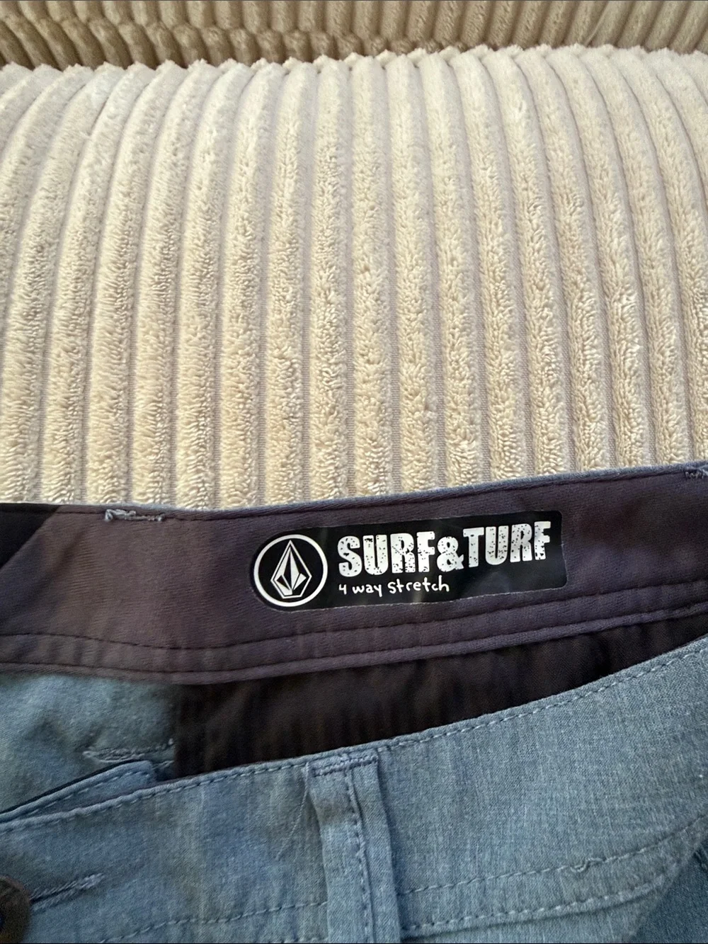 Volcom Men's Slate Gray Flat Front Shorts